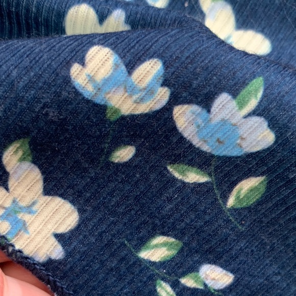 Princess Polly Navy Floral Strapless Bodycon Dress, size 4. - Picture 3 of 11